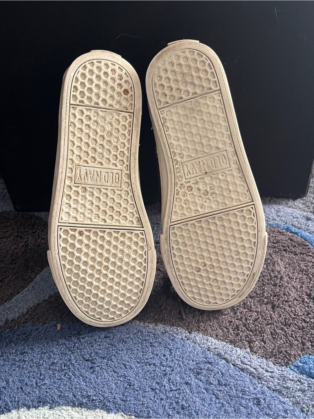 Old Navy Brown Leather Low-Top Boy’s size 3 Sneakers - Picture 4 of 5